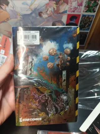 Kaiju No.8 serie completa 1 - 15 + box con gadget