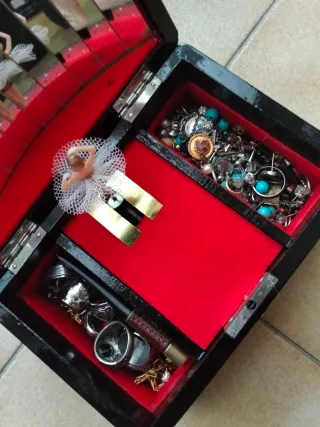 Carillon portagioie ballerina Toyo