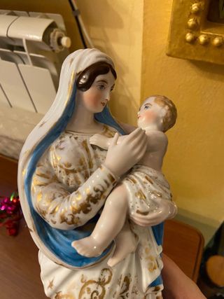 Statua Madonna con Bambino Parigi