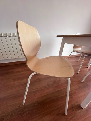 Mesa y 4 Sillas Comedor Ikea