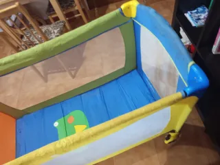 Cuna de viaje infantil