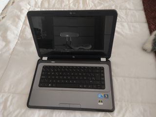 Portátil HP Pavilion Gris y Negro