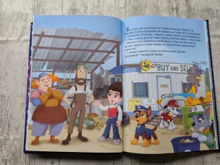 2 libros de la patrulla canina