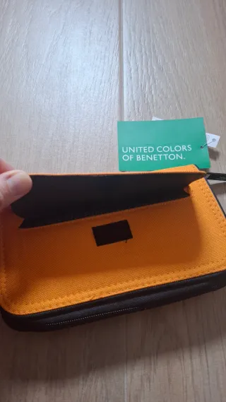 Cartera Benetton naranja sin estrenar