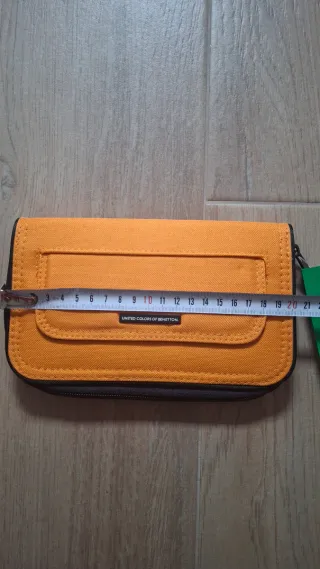 Cartera Benetton naranja sin estrenar