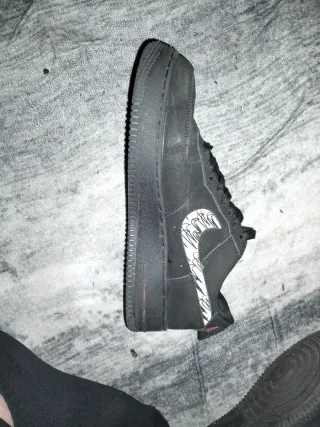 Nike Air Force 1 Negras