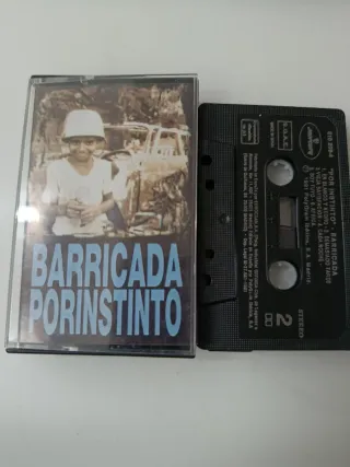 BARRICADA Por Instinto Cinta Cassette HEAVY