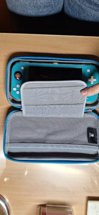 Nintendo Switch Lite Azul + Funda