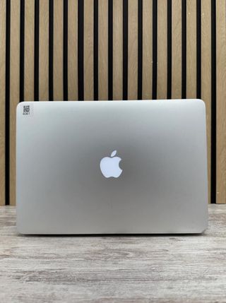 MacBook Air (13" 2017) 28111
