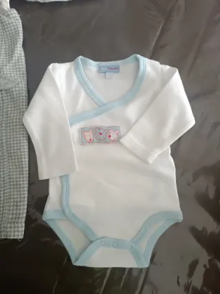 Conjunto bebe tuc tuc 3 meses