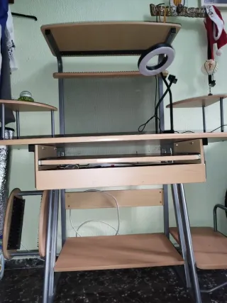 Escritorio de estudio madera y metal