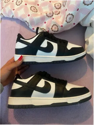 Nike Dunk Low Panda Talla 42.5