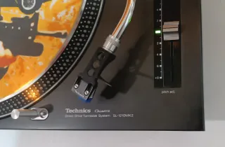 1 X Technics SL-1210MK2 Tocadiscos. (LEER ANUNCIO)