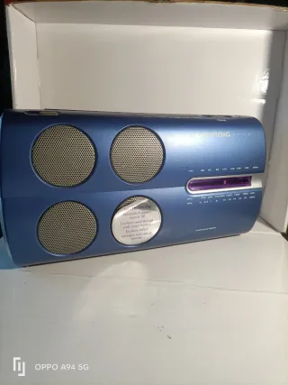 Radio Grundig Azul Portátil
