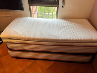 2 Camas Plegables Individuales