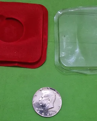 Moneta Half Dollar Kennedy 1967