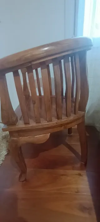 Sillón colonial madera de teka