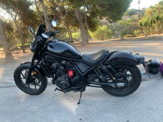 Honda Rebel 1100 Negra