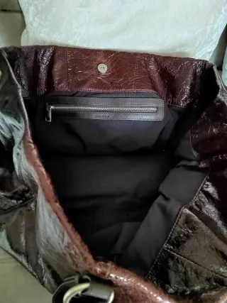 Bolso shopper Bimba y Lola charol