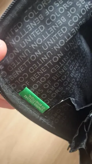 Bolsa para ordenador Benetton. Nueva