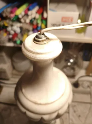 Antiguo pie de lámpara de balaustre de mármol