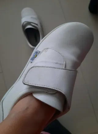 Zuecos blancos Feliz Caminar Talla 38 Modelo GAMMA