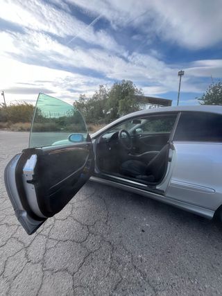 Mercedes-Benz  CLK 2003