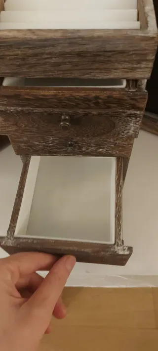 Portagioie grande in legno