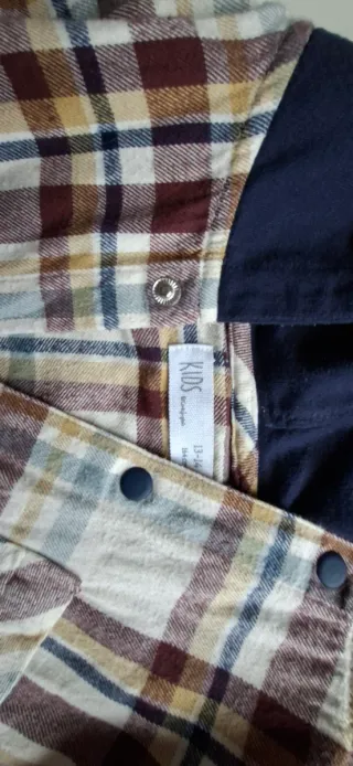 Camisa de franela con capucha