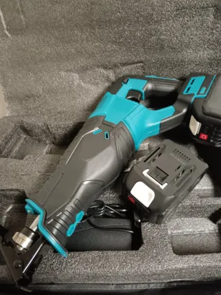 Sierra Sable Recargable (2 Baterías)