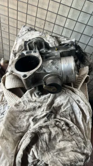 Mariposa de admisión Toyota