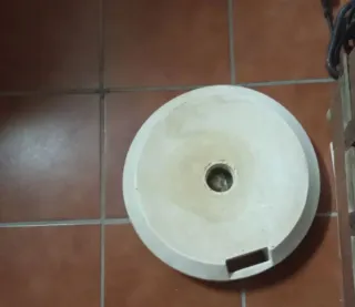 Base sombrilla grande beige