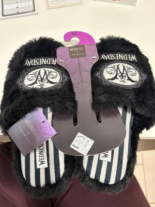 Zapatillas Wednesday Addams Talla M (39)