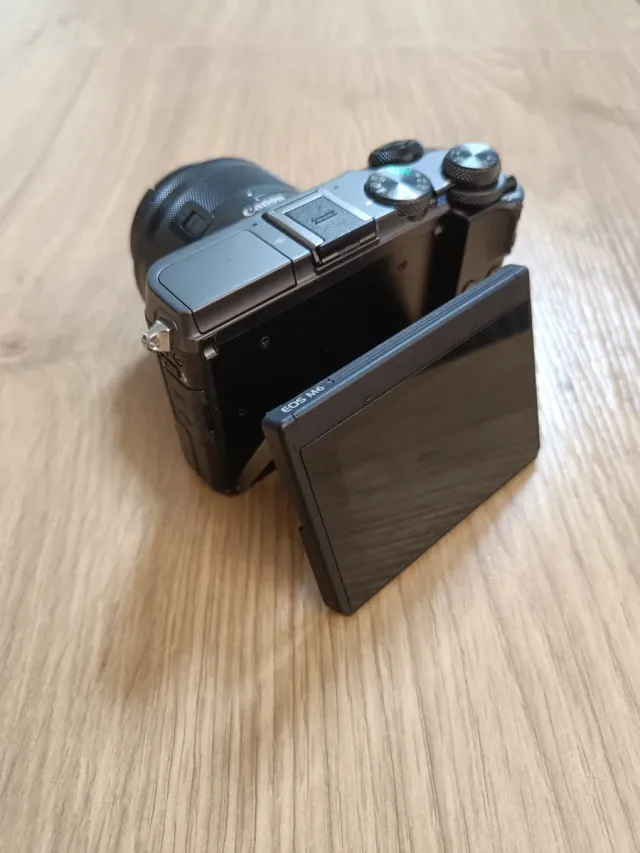 Cámara Canon EOS M6 (Sin objetivo)