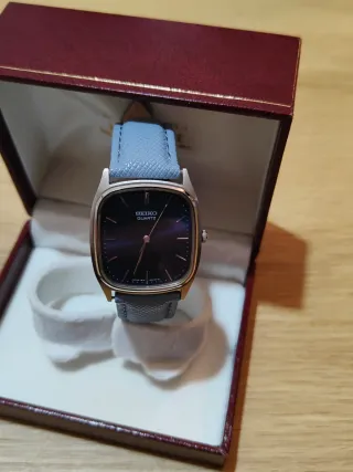 Reloj Seiko Vintage Elegante. Movimiento de cuarzo