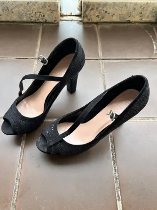 Zapatos tacón negros talla 38