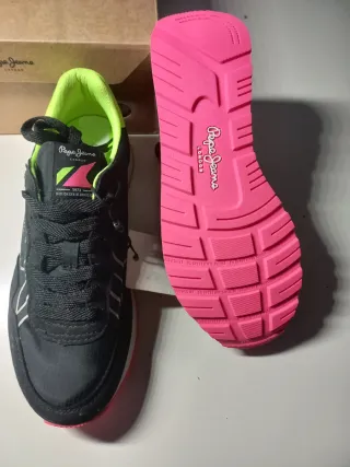 Zapatillas Pepe Jeans Talla 36 Negras y Rosas