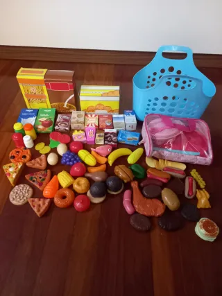 Cocina de juguete de madera con accesorios