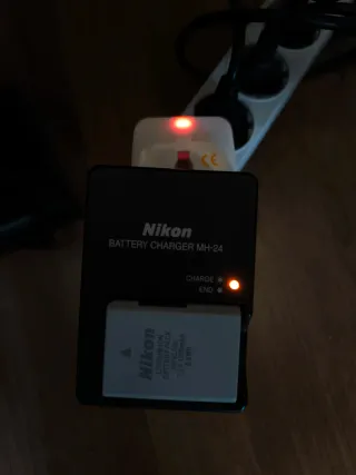 Cámara Nikon D3300+objetivos. 7818 disparos