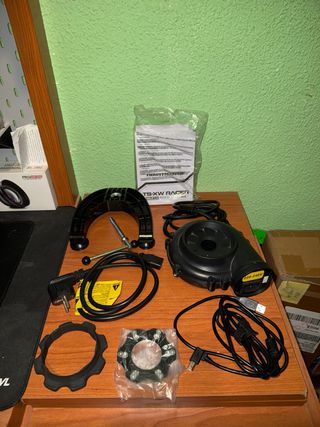 Simulador Thrustmaster TS XW Sparco EVO Racing 32R