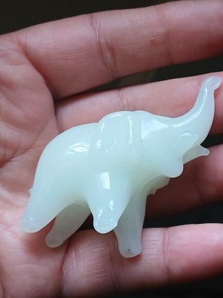 Statuina Elefantino Giadeite