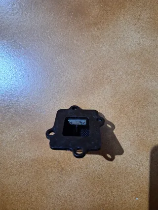 Caja láminas carbono y tobera Miranelli horizontal