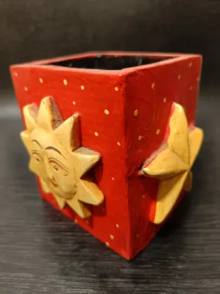 Cubo escritorio madera.