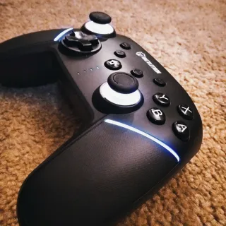 Mando Gaming RGB Battletron