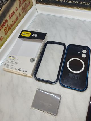 Funda 360 iPhone 17 negra