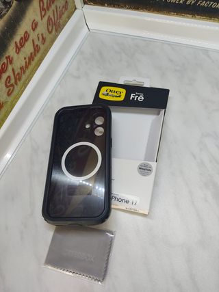 Funda 360 iPhone 17 negra