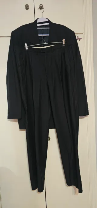 Traje chaqueta azul marino