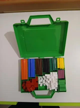 Regoli numerici in valigetta verde