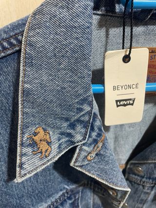 Chaqueta Jean Levi's x Beyoncé Talla XL