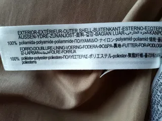 Abrigo plumífero Zara beige talla S